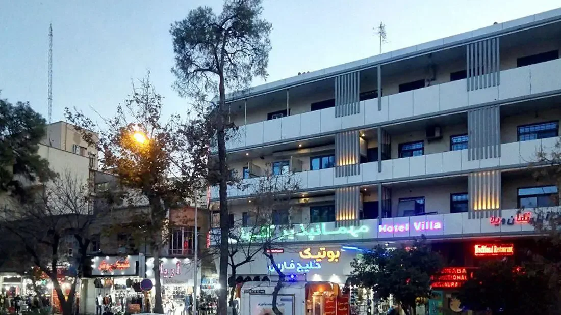 نمای هتل گلها شیراز در بلوار کریم خان زند