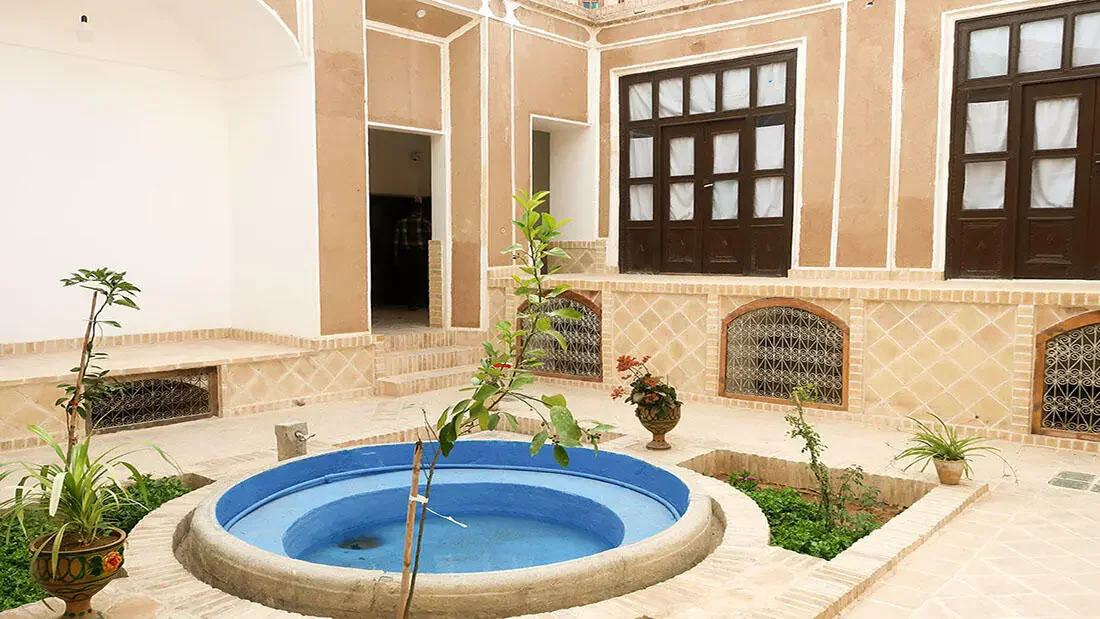 پکیج کامل تور یزد اقامتگاه بوم گردی شاخه نبات