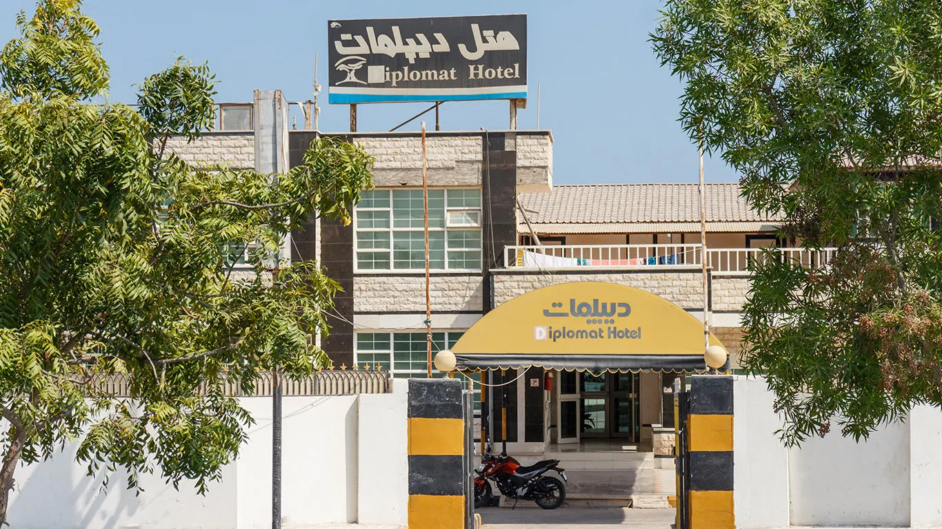 هتل ایران زمین